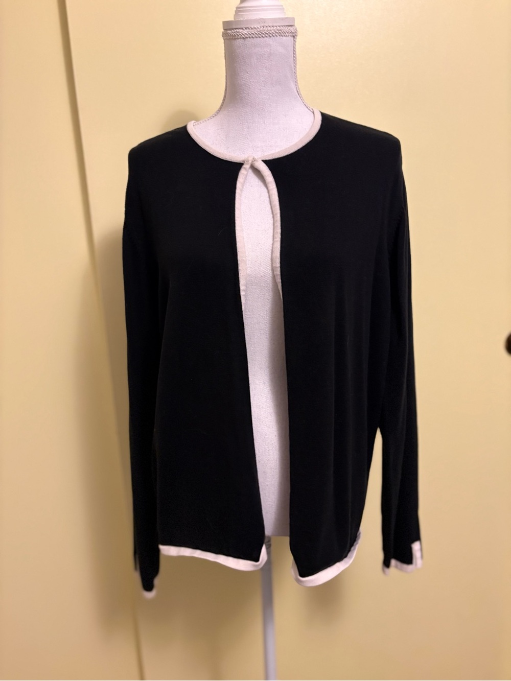 Karen Scott Black Open Cardigan with Cream Trim